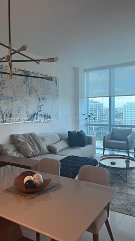 Foto del edificio - 851 NE 1st Ave