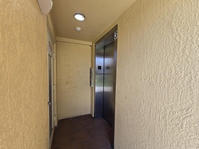 Building Photo - 4307 Bayside Village Dr