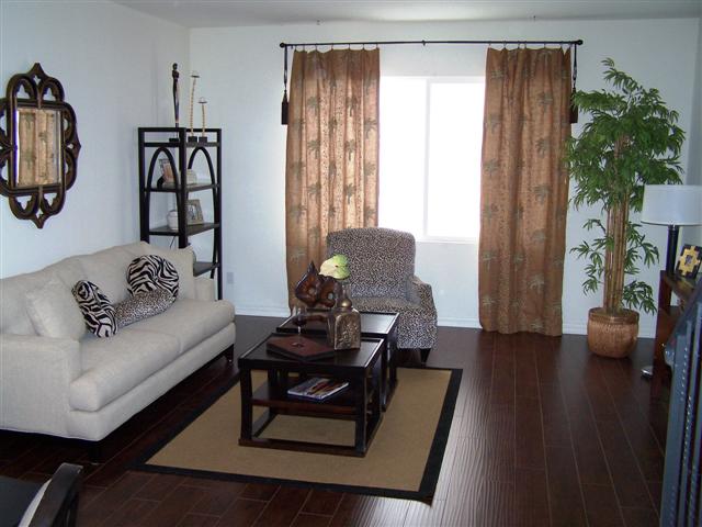 Foto del edificio - 109 S St Andrews Pl