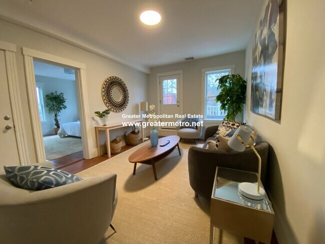 Building Photo - 65 Adams St