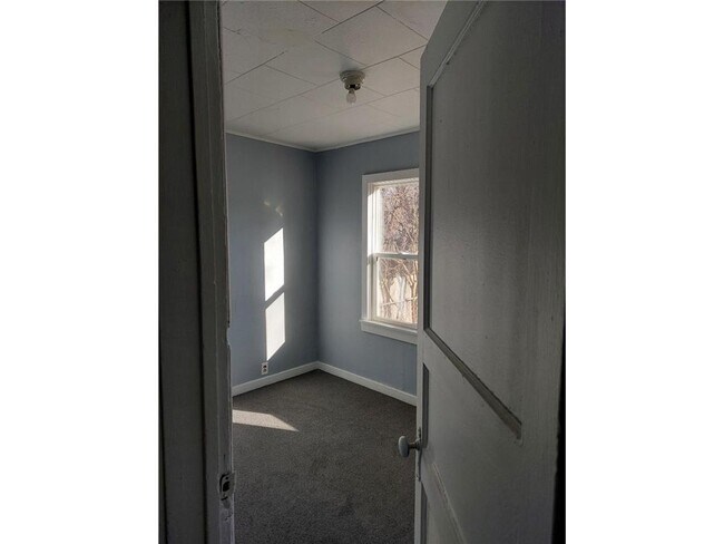 Building Photo - 694 Stryker Ave