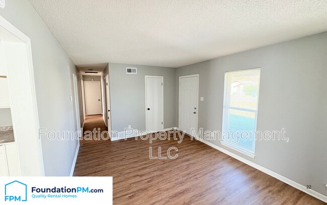 Building Photo - 3643 Buffalo Rd