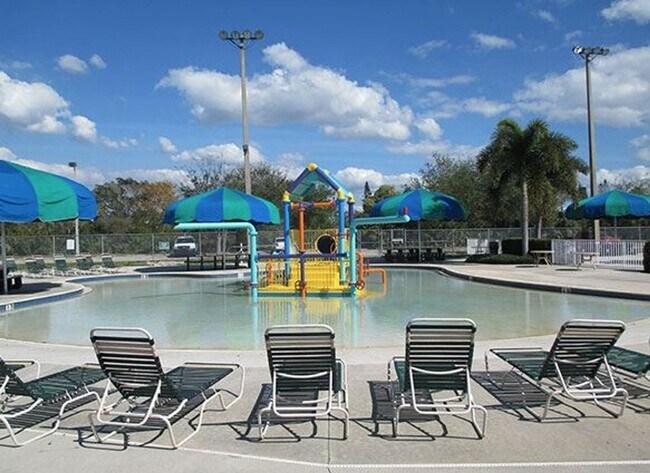 Foto del edificio - 14168 Hemingway Oaks Trl