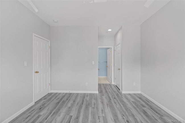 Building Photo - 1410 Half Moon Bay Dr