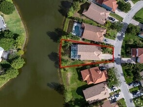 Building Photo - 2096 NW Marsh Rabbit Ln