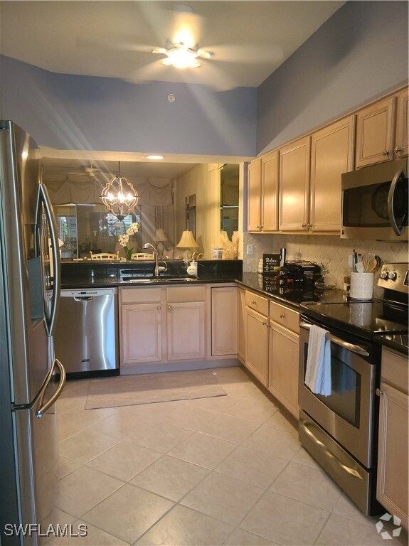 Building Photo - 2255 Harmony Ln