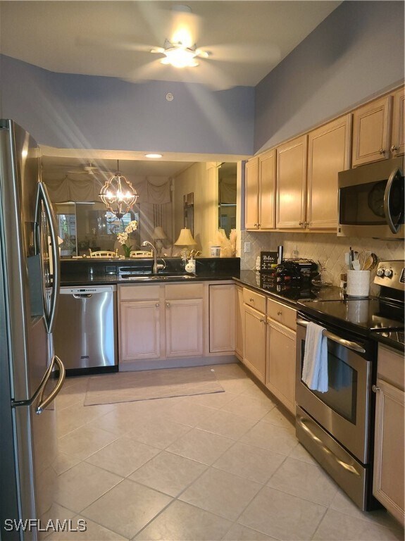 Foto principal - 2255 Harmony Ln