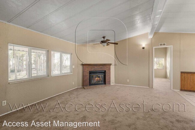 Building Photo - 3 br, 2 bath House - 4942 White Lilac Rd.