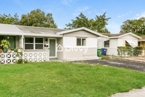 Foto del edificio - 1225 NW 58th Ave