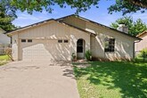 Foto principal - 2404 Broken Oak Dr