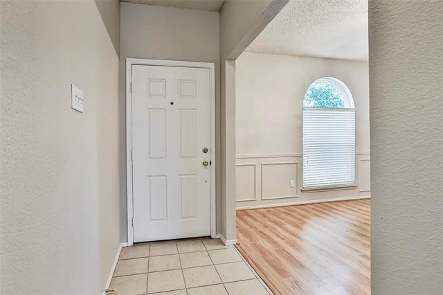 Foto del edificio - 3229 Spring Crest Ct