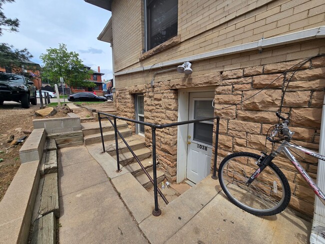 Building Photo - 1038 14th St