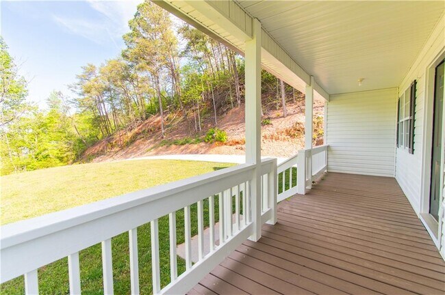 Foto del edificio - 270 Irwin Mill Rd SE