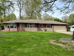 Building Photo - 1465 Wilsonway Dr
