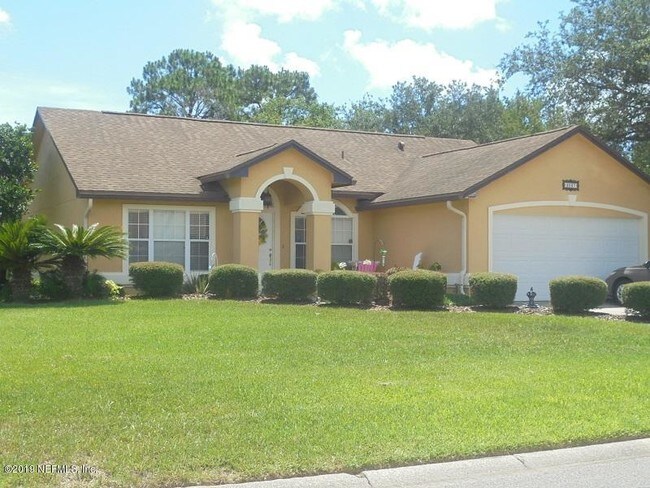 Building Photo - 2037 Hovington Cir W