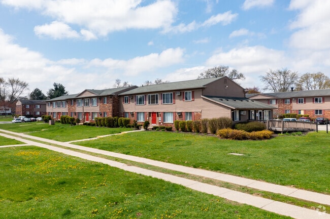 Building Photo - Village Grove of Ypsilanti