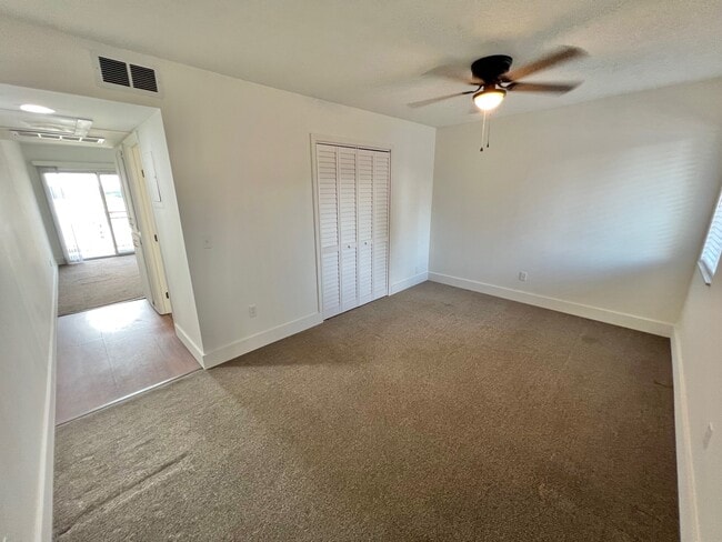 Bedroom - 212 Riverside Dr