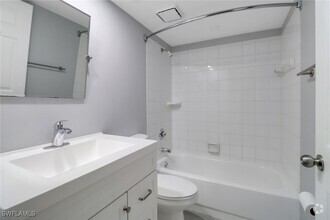 Building Photo - 125 Wading Bird Cir