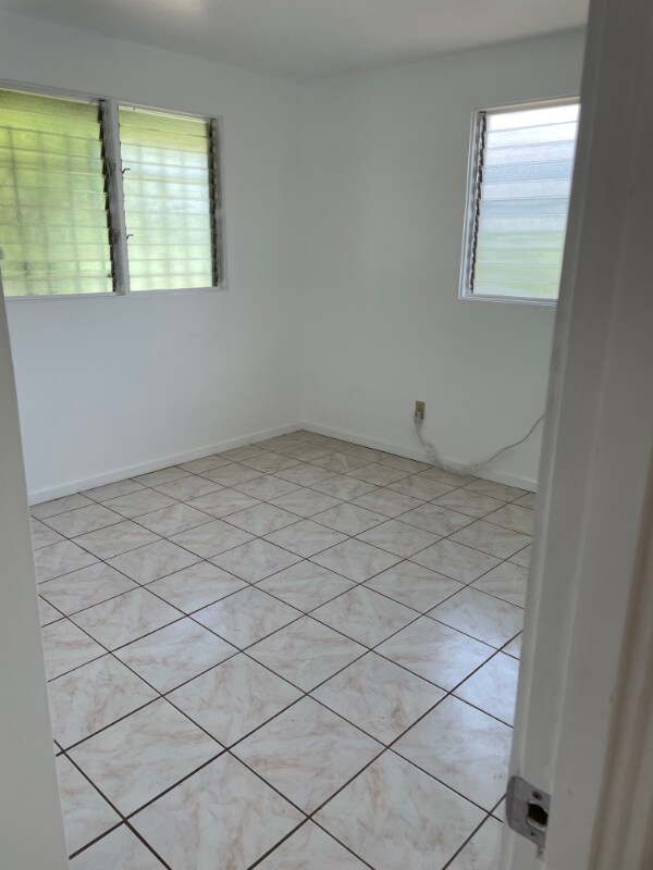 Foto del edificio - 96-159-159 Waiawa Rd