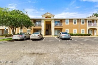 Building Photo - 7920 Merrill Rd