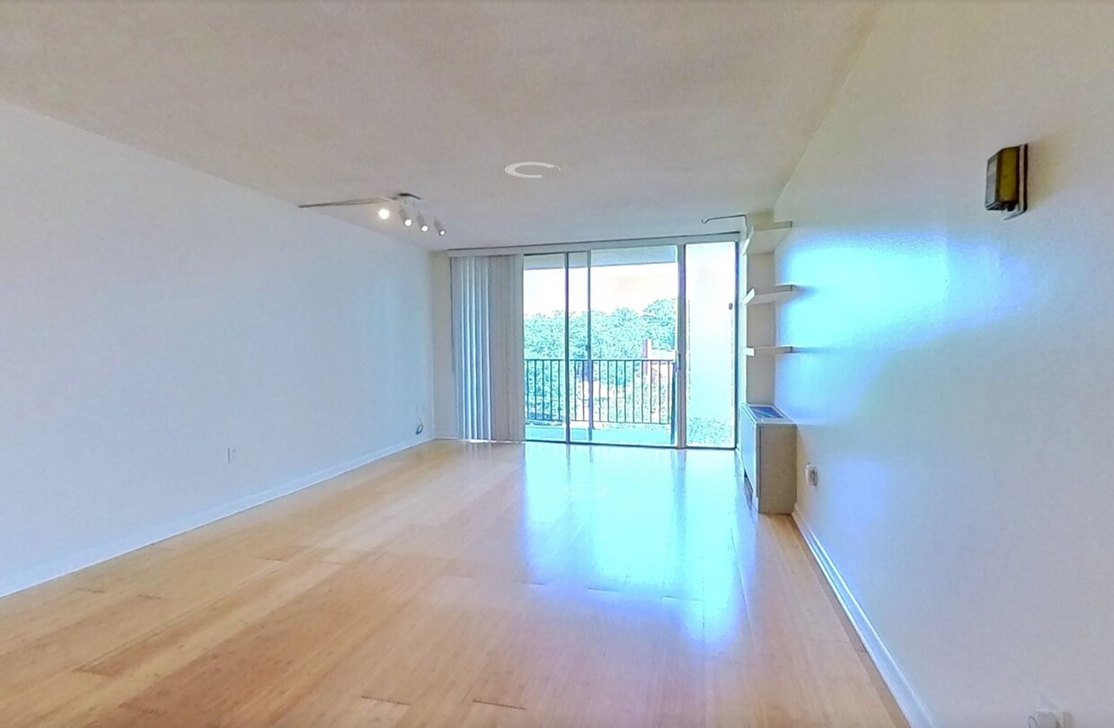 Photo - 4600 S Four Mile Run Dr (Arlington, VA) Apartment