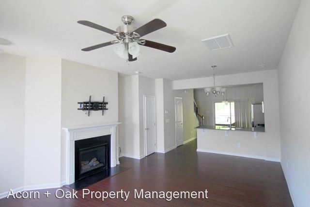 Foto del edificio - 2 br, 2.5 bath House - 76 Pocono Dr