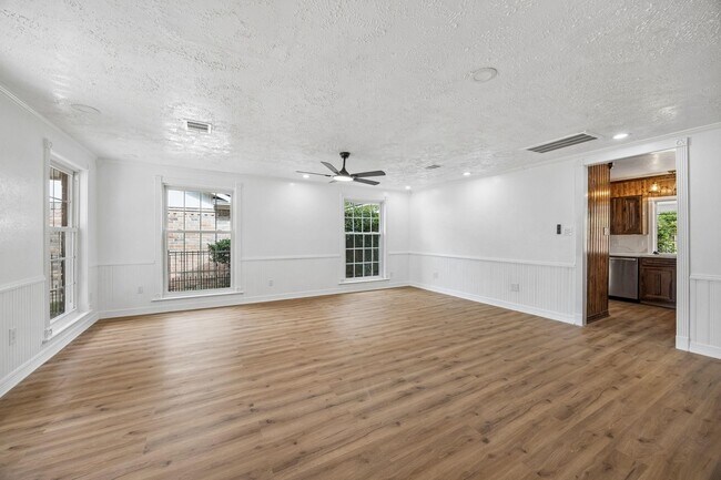 Building Photo - 21614 Park Wick Ln