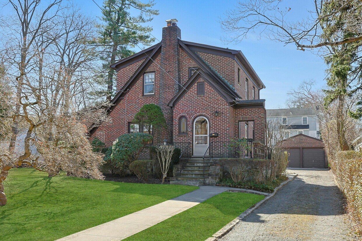 Foto principal - 10 Robins Rd