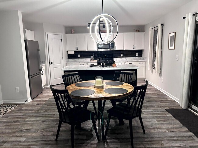 Building Photo - 197 Desert Orchid Cir