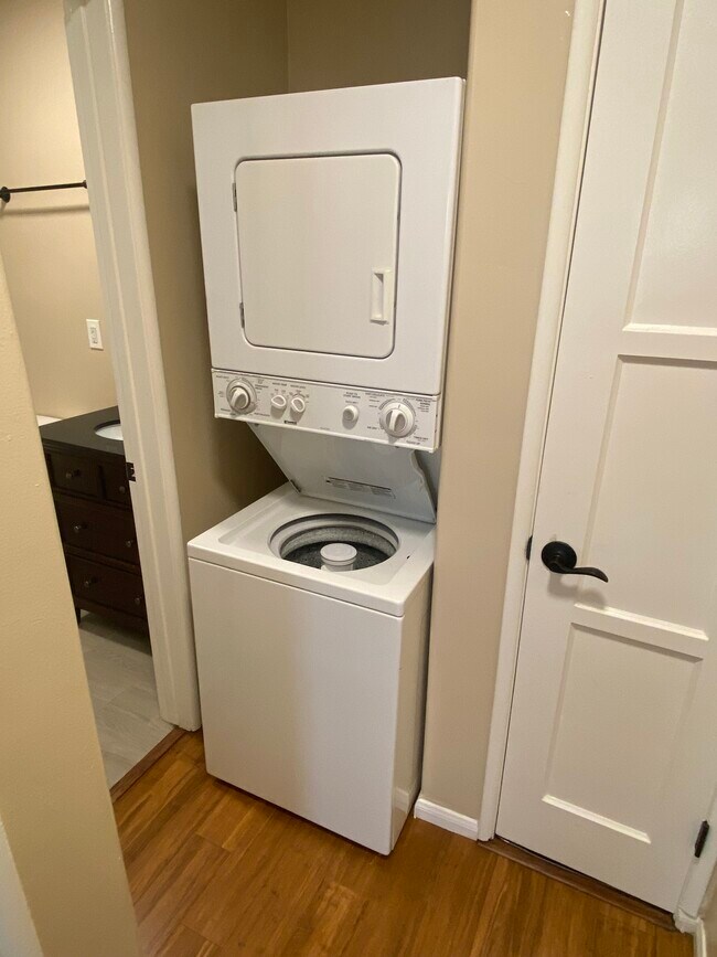 Laundry - 44 Corona Ave