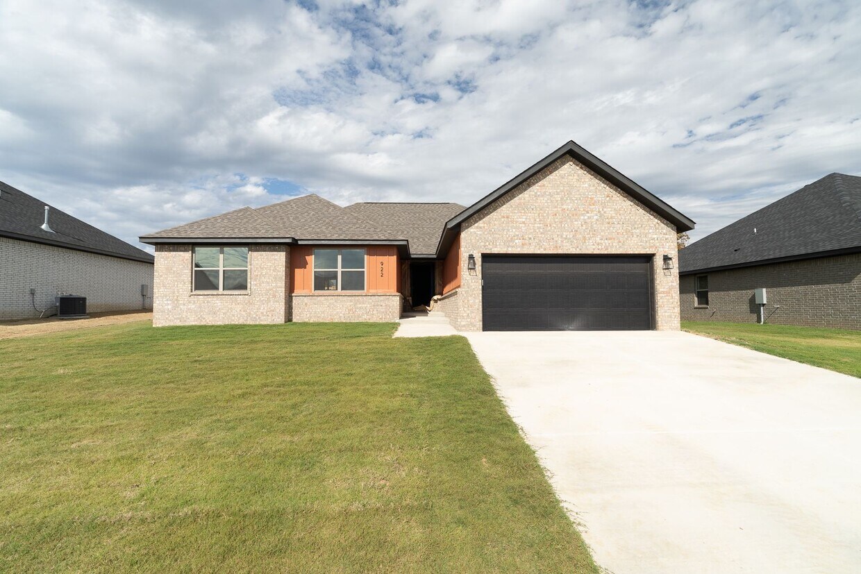 Primary Photo - BRAND NEW 3-bedroom 2 bath Home in Prairie...