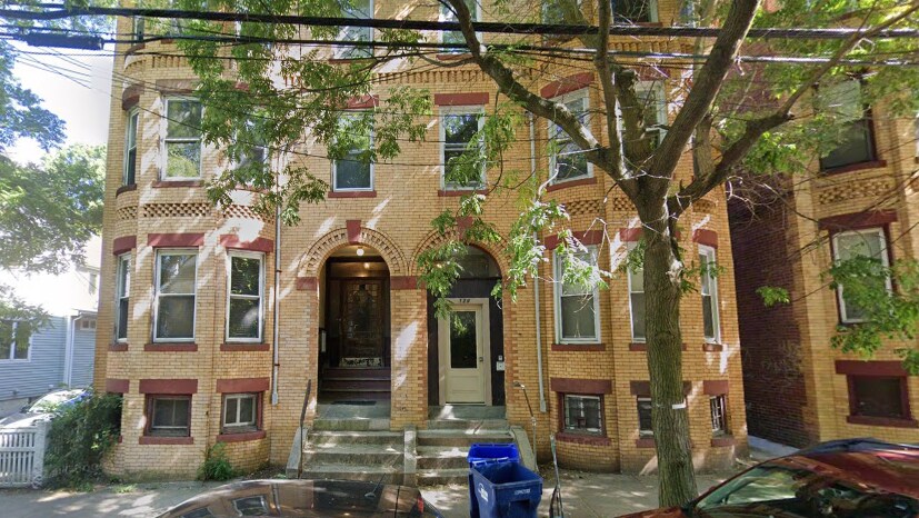 Primary Photo - 129 Cedar St