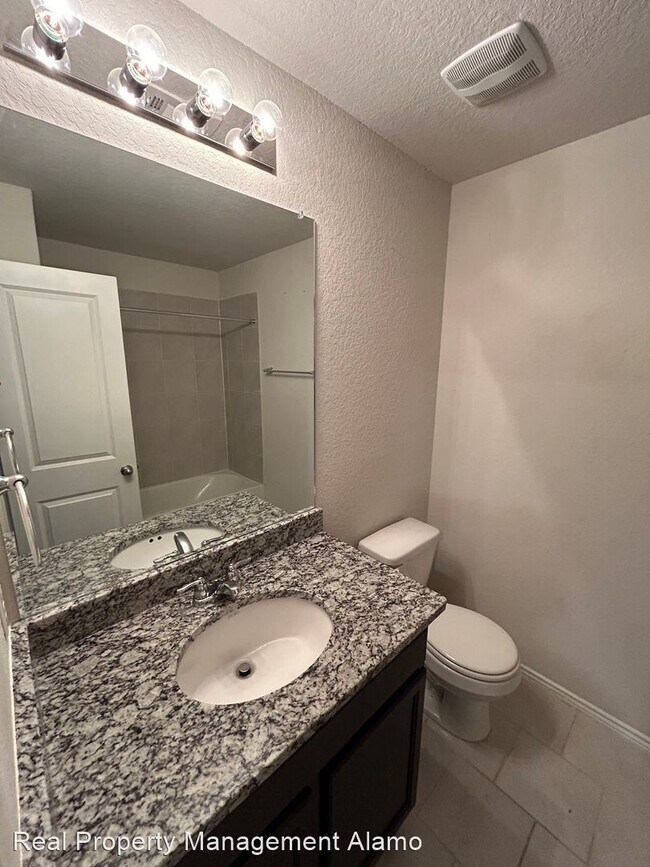 Foto del edificio - 4 br, 2 bath House - 8215 Falcon Meadow Drive