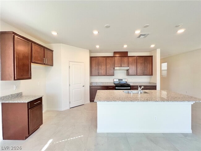 Foto del edificio - 8646 Valley Village St