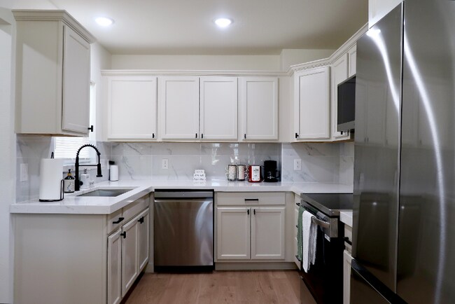 Foto del edificio - 12224 Dandridge Dr