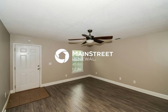 Foto del edificio - 3 Bedroom Pet-Friendly Home in Jacksonville, FL with Main Street Renewal