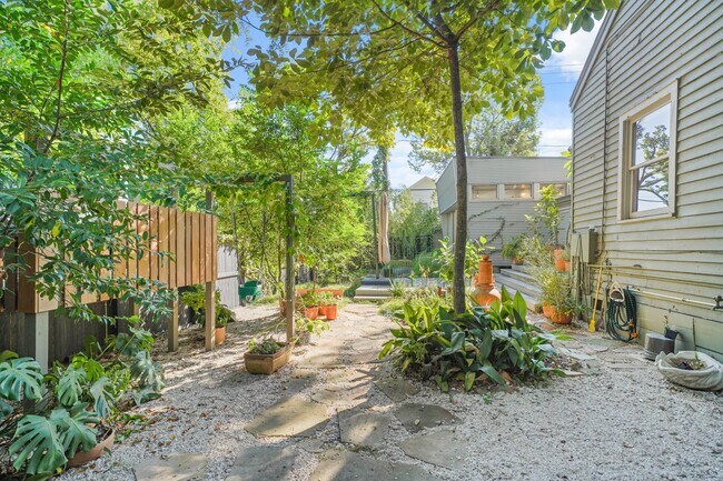 Foto del edificio - 414 Archer St