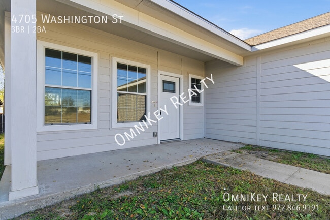 Foto del edificio - 4705 Washington St