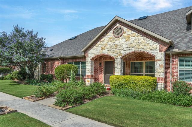 Foto del edificio - 5639 Hummingbird Ln