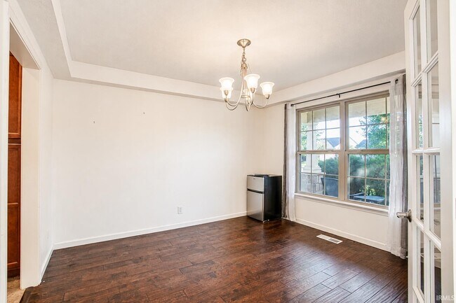 Foto del edificio - 3937 Amethyst Dr