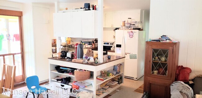 Building Photo - 3 br, 1 bath House - 2404 Kanealii Avenue