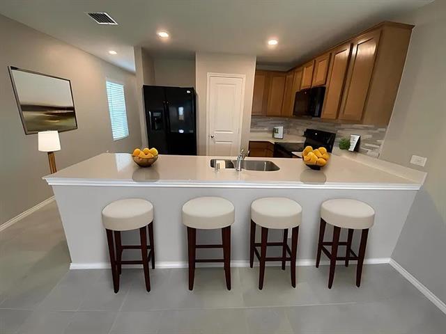 Foto del edificio - 151 Plumcove Dr
