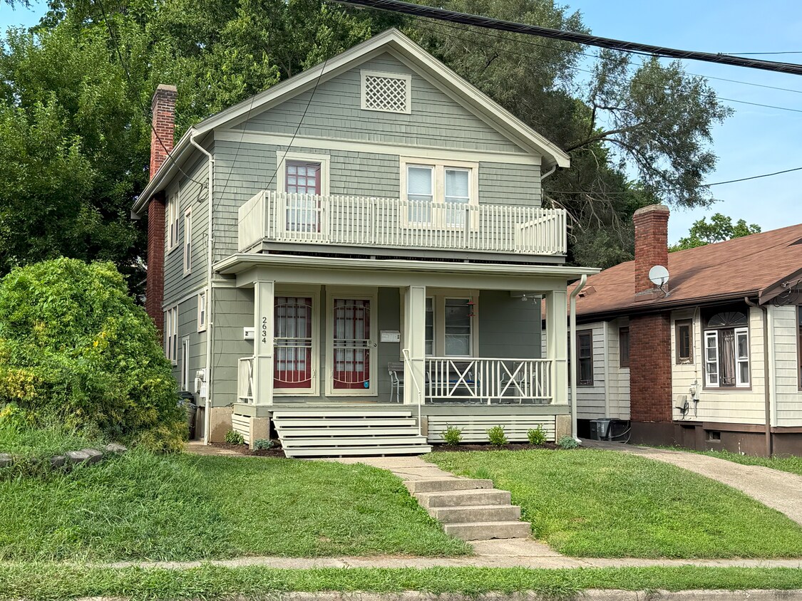 Front 1 - 2634 Melrose Ave