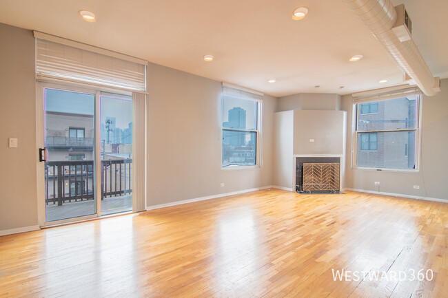 Foto del edificio - Fantastic two bed in West Town!