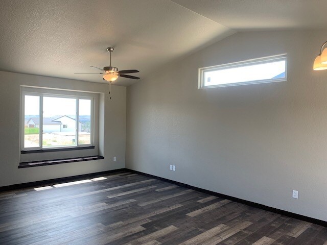 Building Photo - 5446 Crystal Mountain St