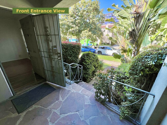Front Entrance View - 1160 S Citrus Ave