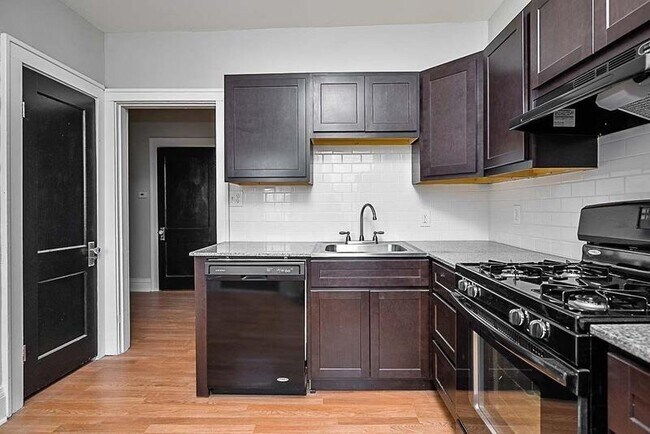Foto del edificio - 5933 Southwest Ave