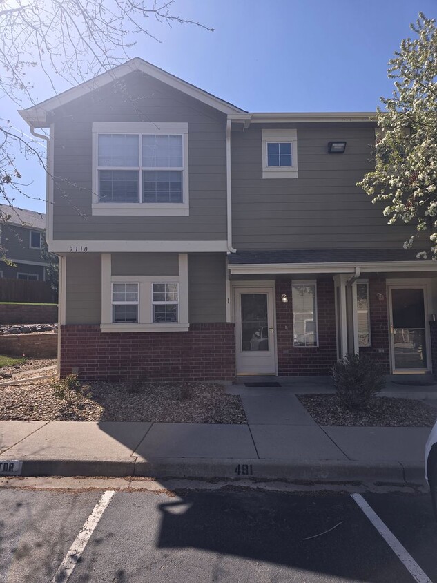 Primary Photo - 2 Bedroom 2.5 Bath townhome in Thornton co...