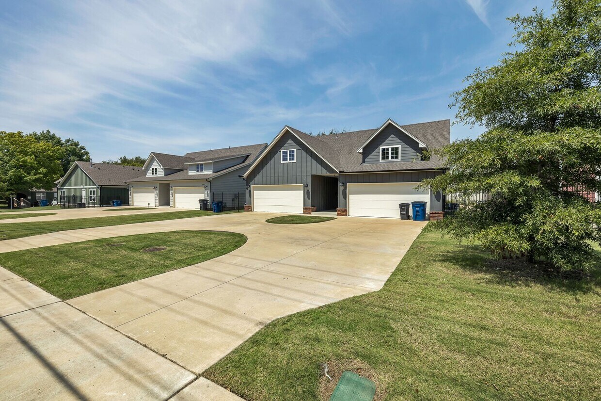 Primary Photo - P.57 Kode Properties LLC 3507 - 3509