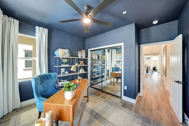 Building Photo - 143 N Un St